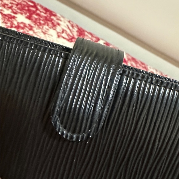 Louis Vuitton Black Leather Passport Cover/Agenda PM - Picture 8 of 15